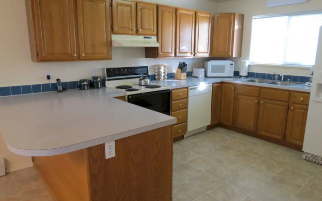 Turnagain Duplex by Welcome Home Rentals