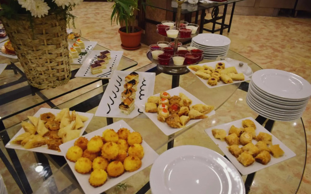 Romance Alexandria Hotel