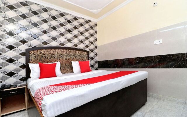OYO 19961 Hotel New Diamond