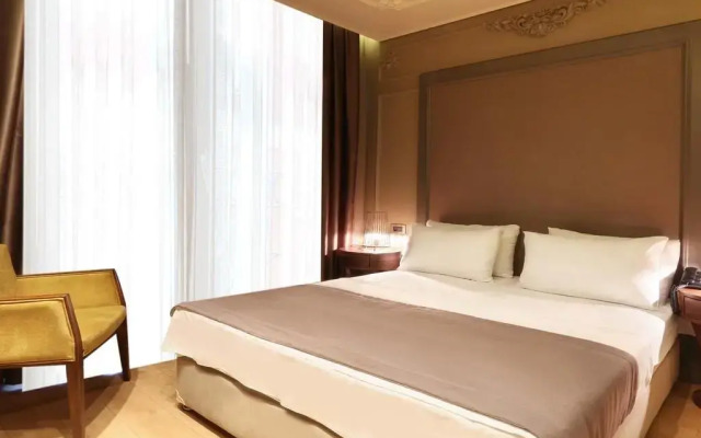 Taksim Premium Hotel
