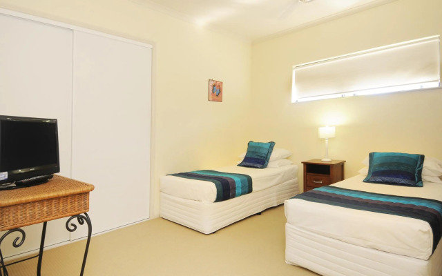 Nautilus Holiday Apartments