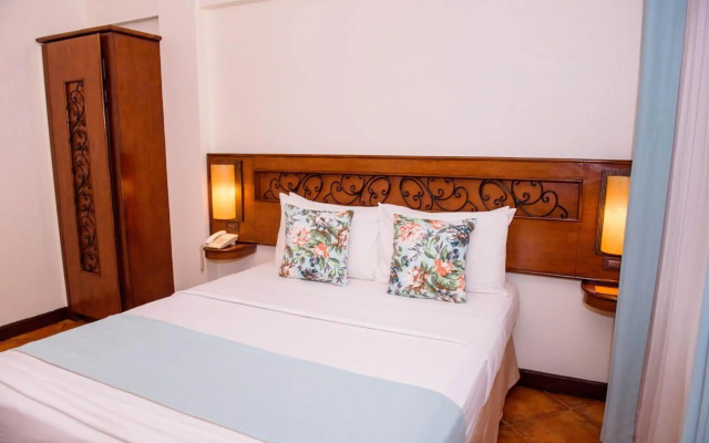 Montebello Villa Hotel