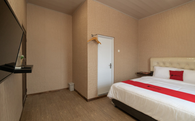 RedDoorz @ Jalan Srikandi Pekanbaru