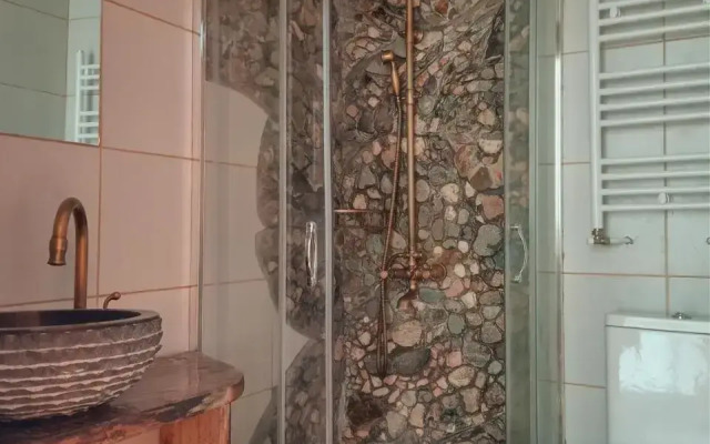 Villa Lyutovi Holiday Home