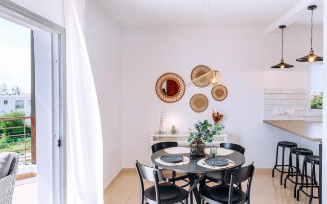 Procy 102 Apartment Katw Paphos Ideal for Long or Short Stays