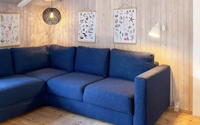 Charming Holiday Home in Henne With Whirlpool
