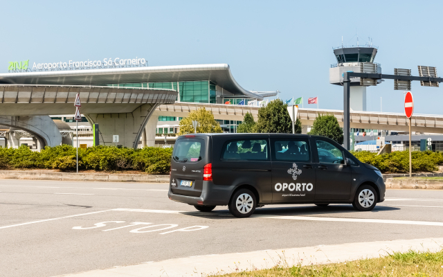 Oporto Airport & Business Hotel