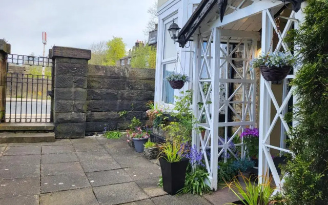 Old Station House Bed & Breakfast