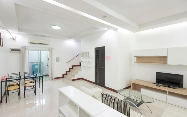 OYO 242 Baan Noppadol Hua Hin Resort