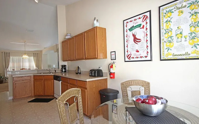 606 Peaceful Lake View, Kissimmee , US