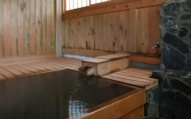 Yuka Sanzoan