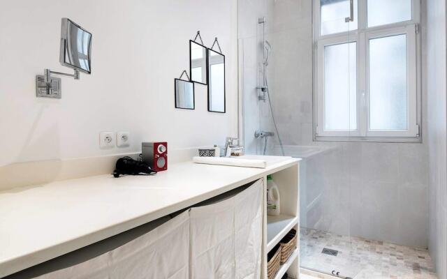Beautiful Family Apt - 7 Mins to Sacré-cœur