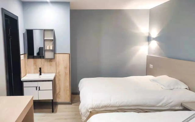 7Days Inn Hotel (Wuhan Hankou Railway Station)