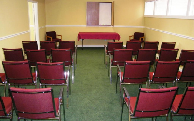 Ambassador Inn And Suites