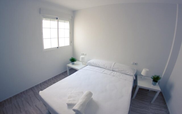 Apartamentos H3 Playamar Pintor Rosales