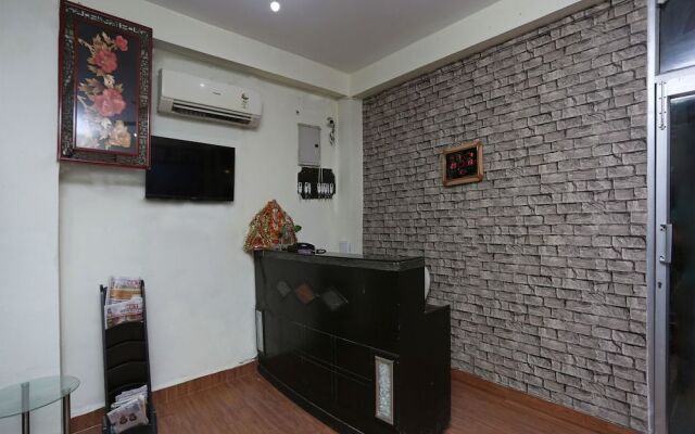 OYO 14746 Delhi Residency