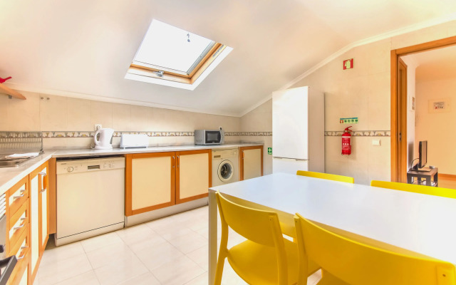 Apartamento Mouraria Guesthouse