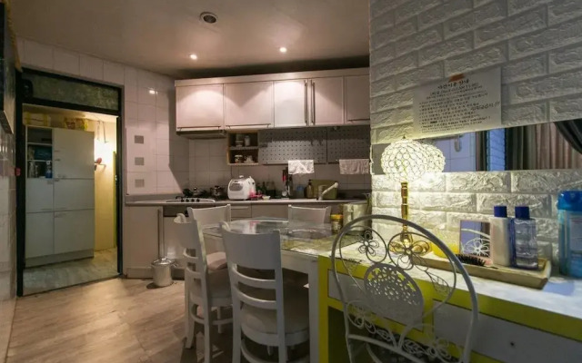 The Healing Guesthouse - Hostel