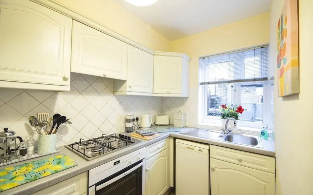 Beautiful Two bed South Kensington