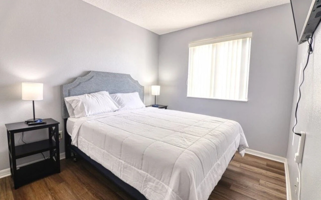 3-Bedroom Fiesta Key Townhome 3 Townhouse by RedAwning