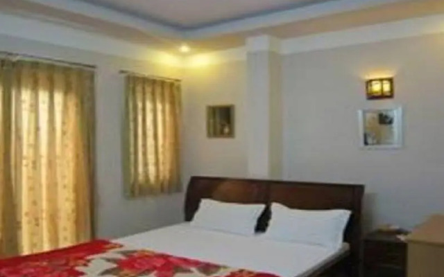 RedDoorz @ Hoang Minh Hotel