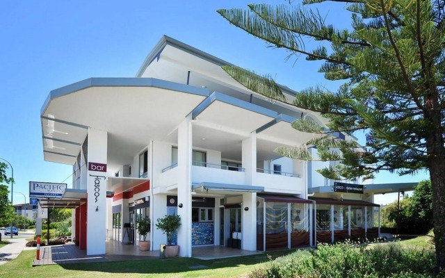 Pacific Marina Apartments