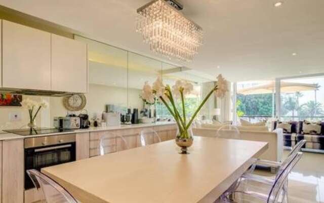 Elegant Apartment at the Waterclub Amani Views