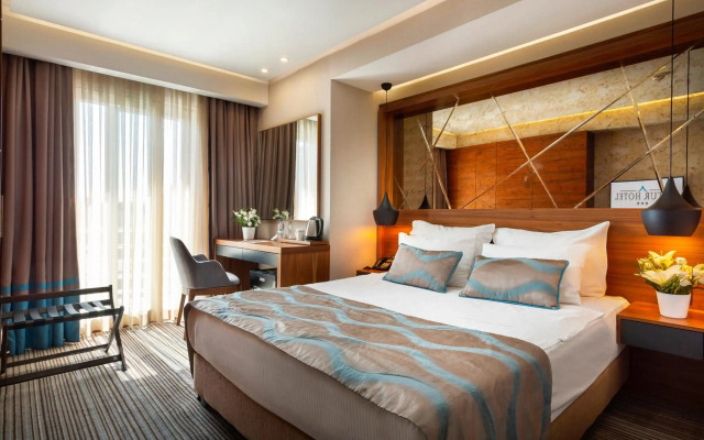 Artur Hotel