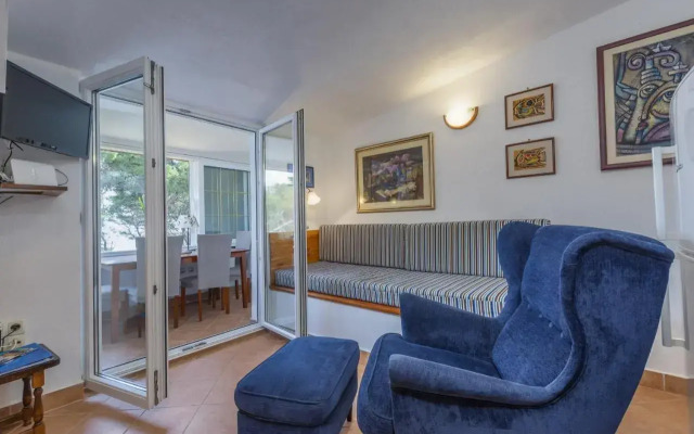 Apartment Jelsa 8729a