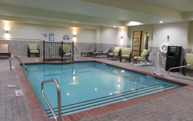 Best Western Plus Fairview Inn & Suites