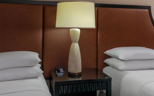 Courtland Grand Hotel, Trademark Collection by Wyndham