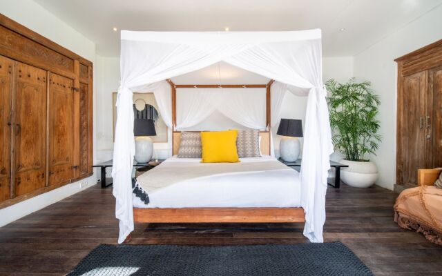 Stunning 4BR Private Villa in Canggu