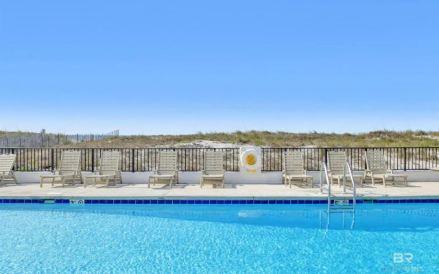 Island Winds West 678