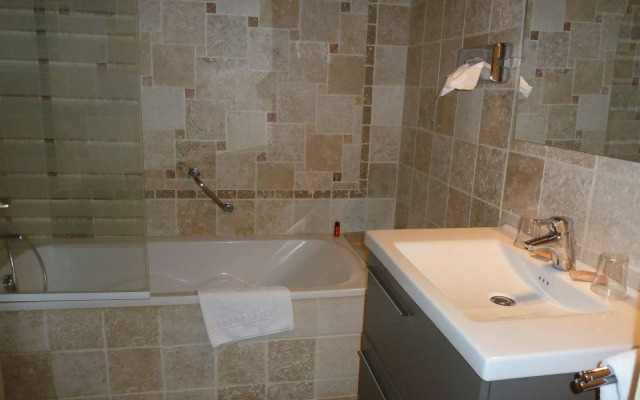 Le Castelet des Alpilles