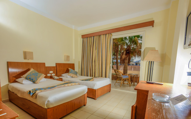Royal Star Empire Beach Resort