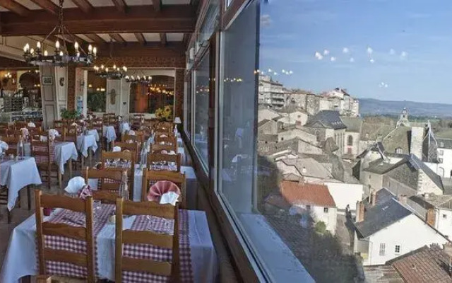 Logis Grand Hotel De L'europe