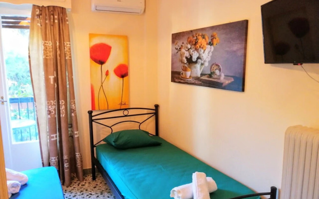 Cozy Apartment Near Acropolis