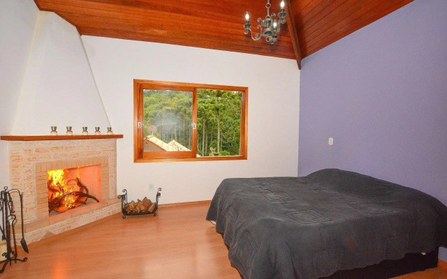 Linda e espaçosa casa em Monte Verde