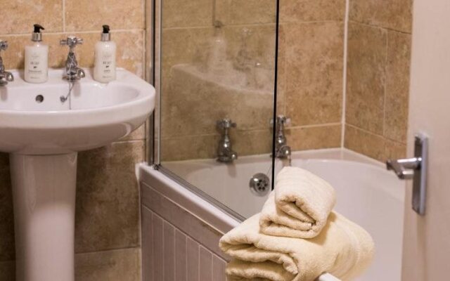 The Bellachroy Hotel