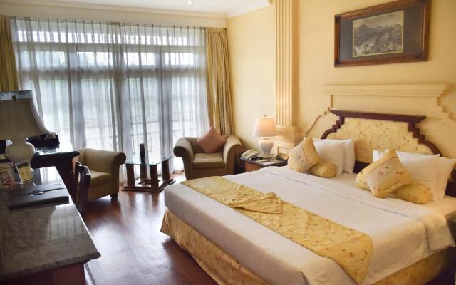 Mahaweli Reach Hotel