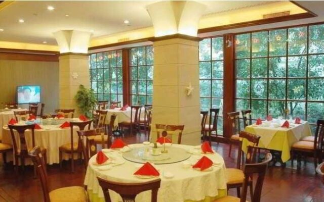 Sichuan Wei Deng Hotel