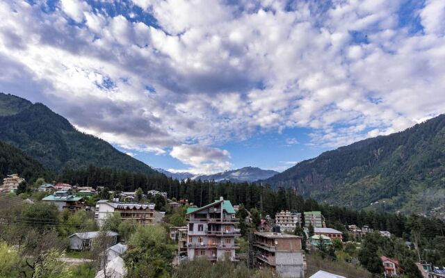OYO Home 19573 Lush View Stay