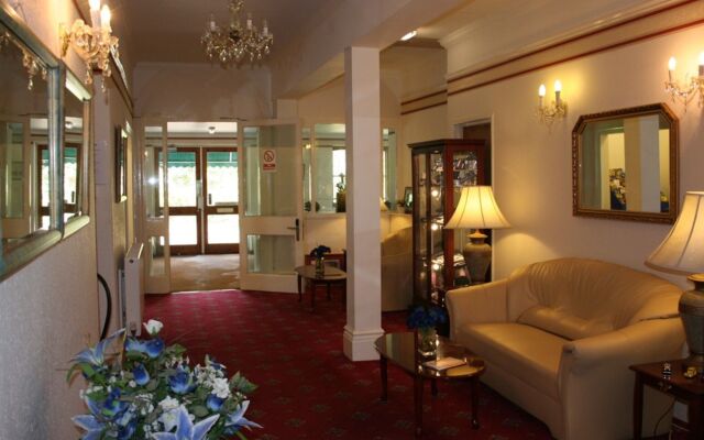 Yardley Manor Hotel