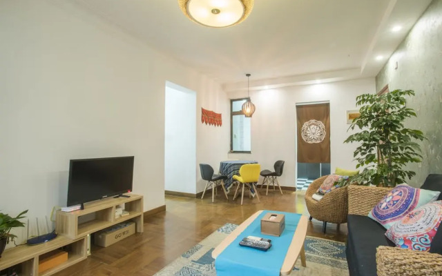 GoNative Downtown Apartment Tianzifang