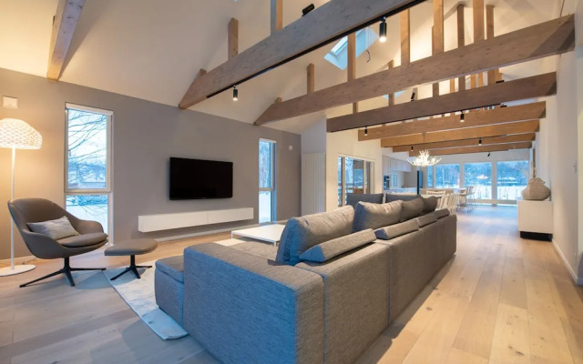 Yoteiyama House