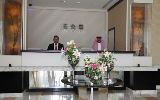 Plaza inn Business Hotel