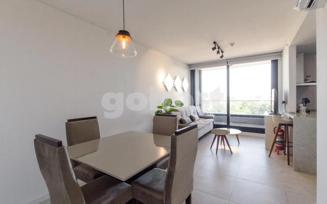 Apartamento único en zona del Sh del Sol 1D012