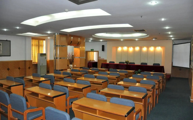 Civil Aviation Hotel