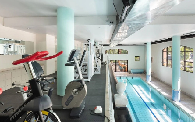 Island Club G18 by CTHA