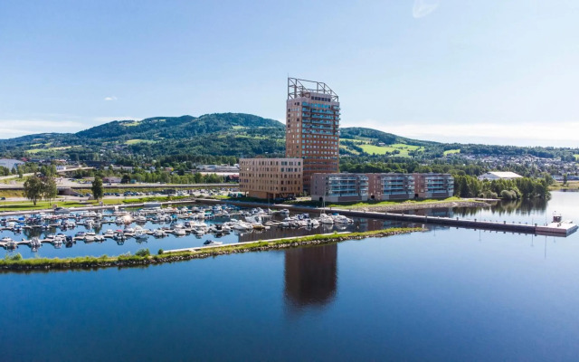 Wood Hotel by Frich's